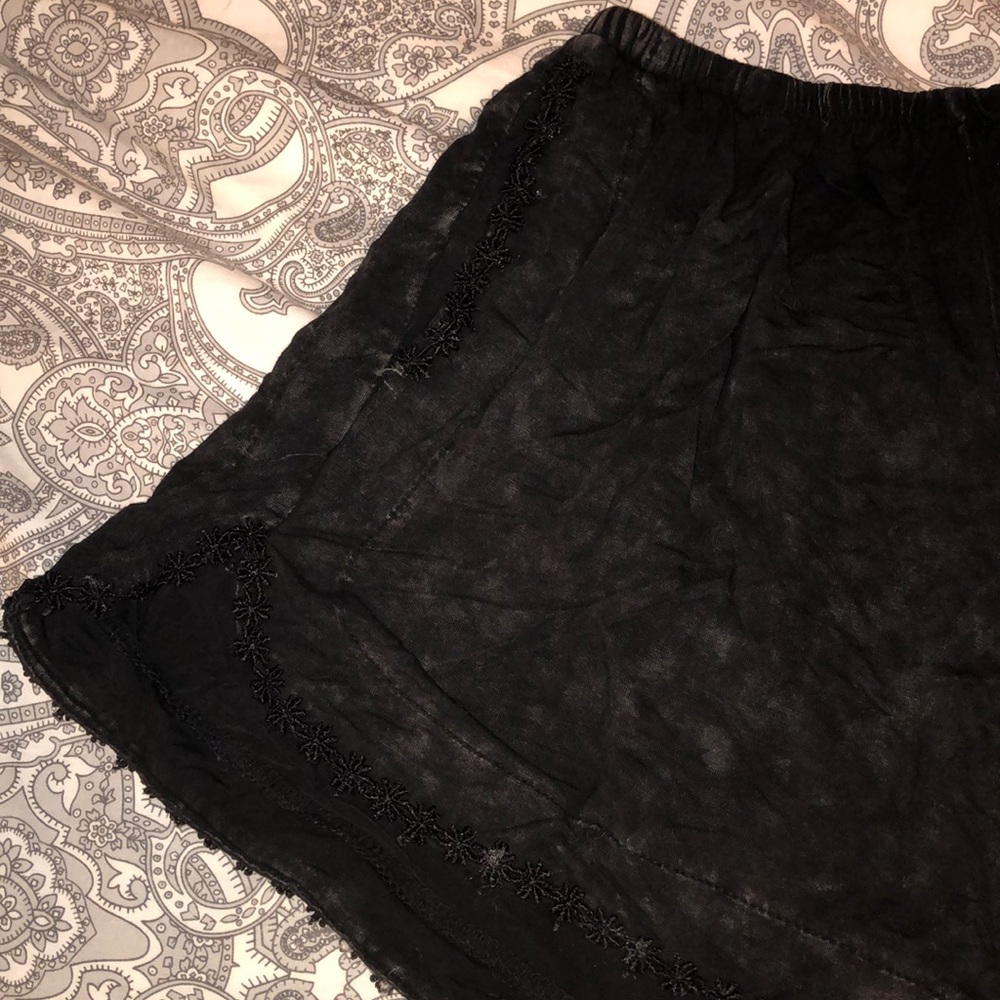 POL Flowy Comfy Shorts